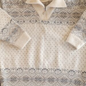 Vintage Cream and Gray Men's LG. Zip-Up Sweater. No Visible Blemishes Or Pilling